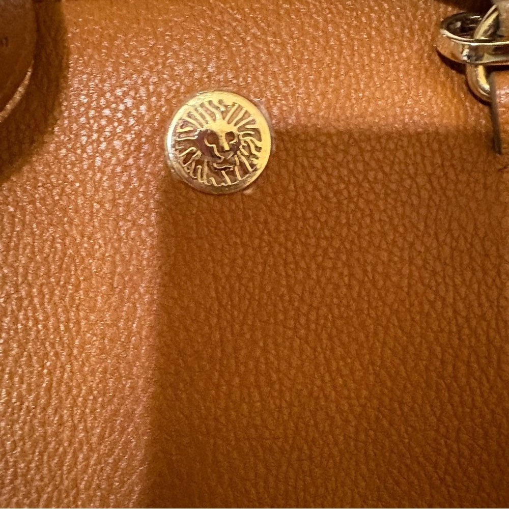 Anne Klein satchel handbag in a caramel or brown shade, - Picture 2 of 11
